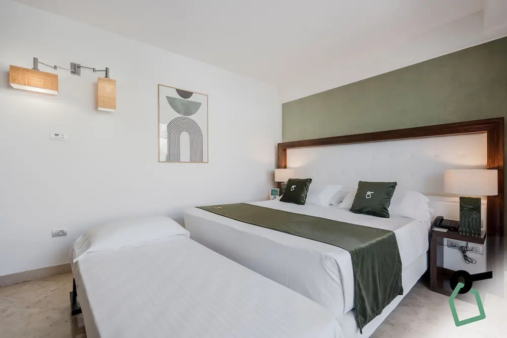 Hotel photo 28