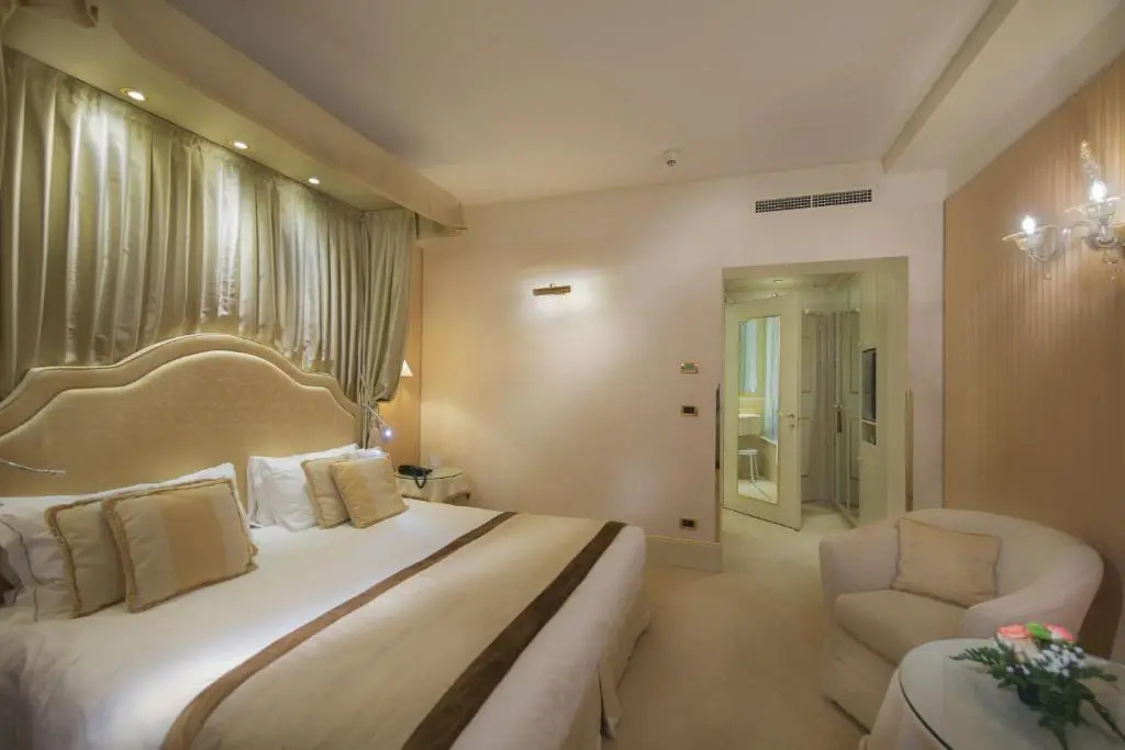 Hotel A LA Commedia - Chambres