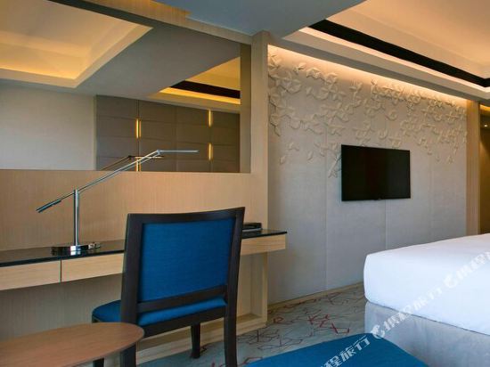 Le Meridien Kota Kinabalu