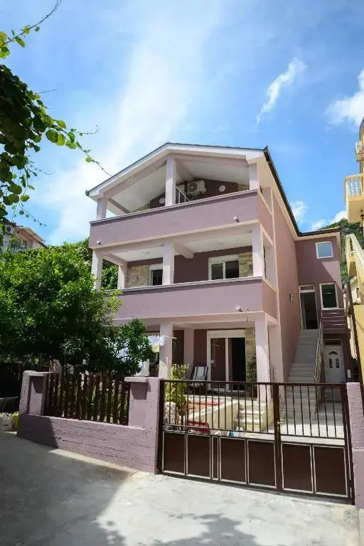 Apartmani Raskovic