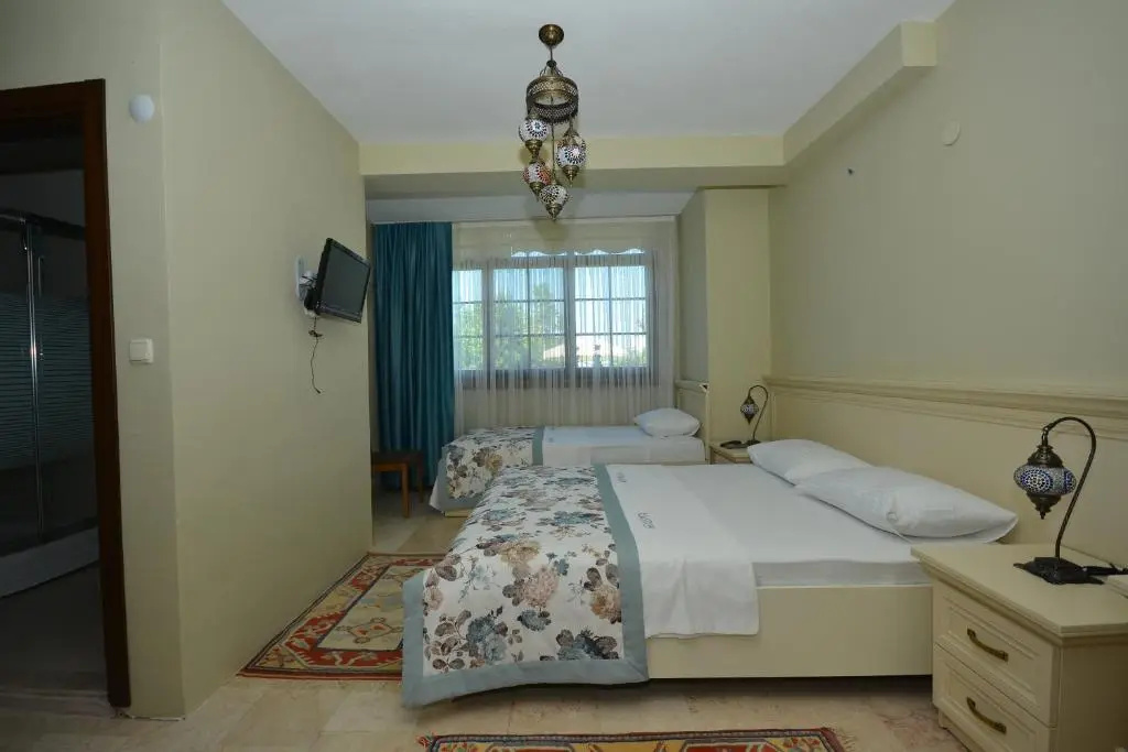 Hotel photo 2