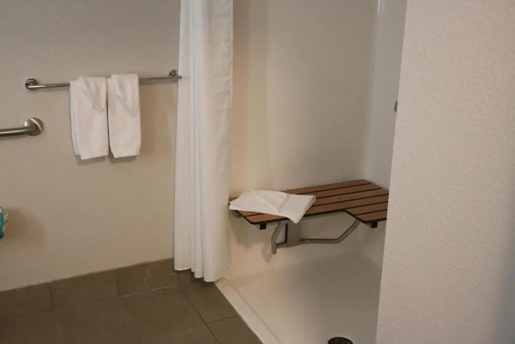 Holiday Inn Express & Suites Marquette by IHG - Chambres