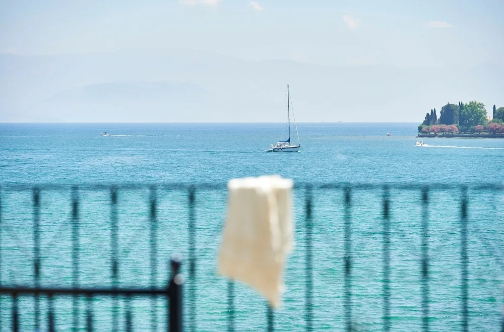 Beach & Waterfront