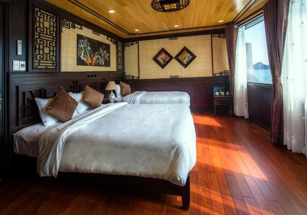 Cozy Boutique Cruise in Haiphong