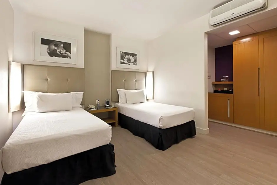 H2 Platinum Lourdes - Chambres