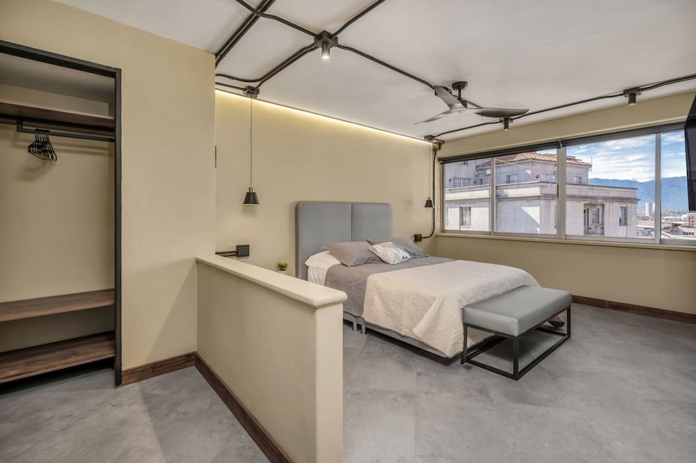 Nutibara Express - 826 — 2