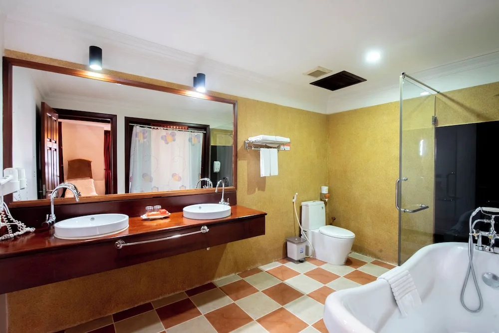 The Suite By Royal Crown Hotel - Chambres