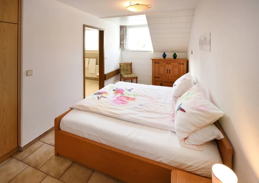 Standard room with balcony