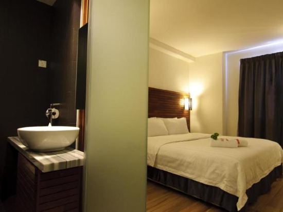T Hotel Tandop