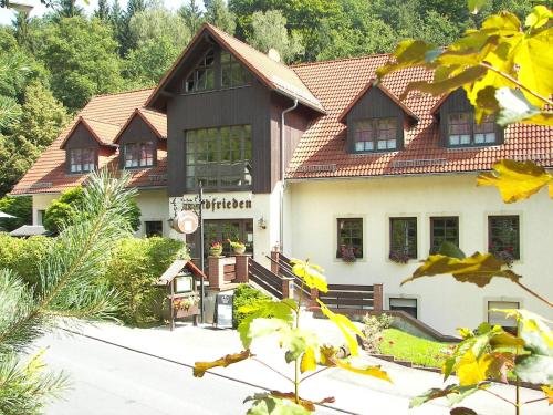 Restaurant und Pension Waldfrieden image