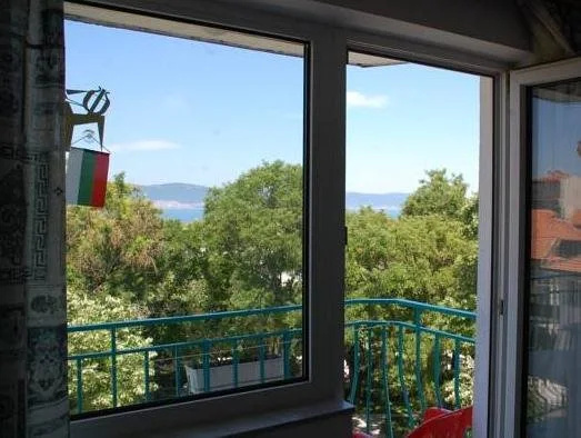 Balcony & Terrace