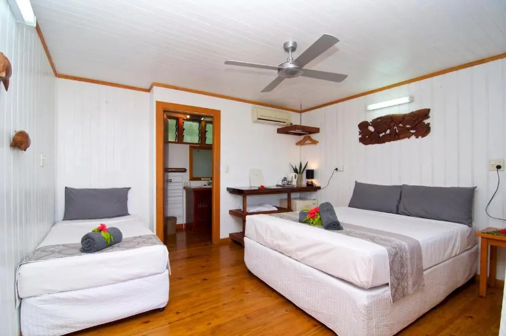 Deluxe Double room with sea view (full double bed)