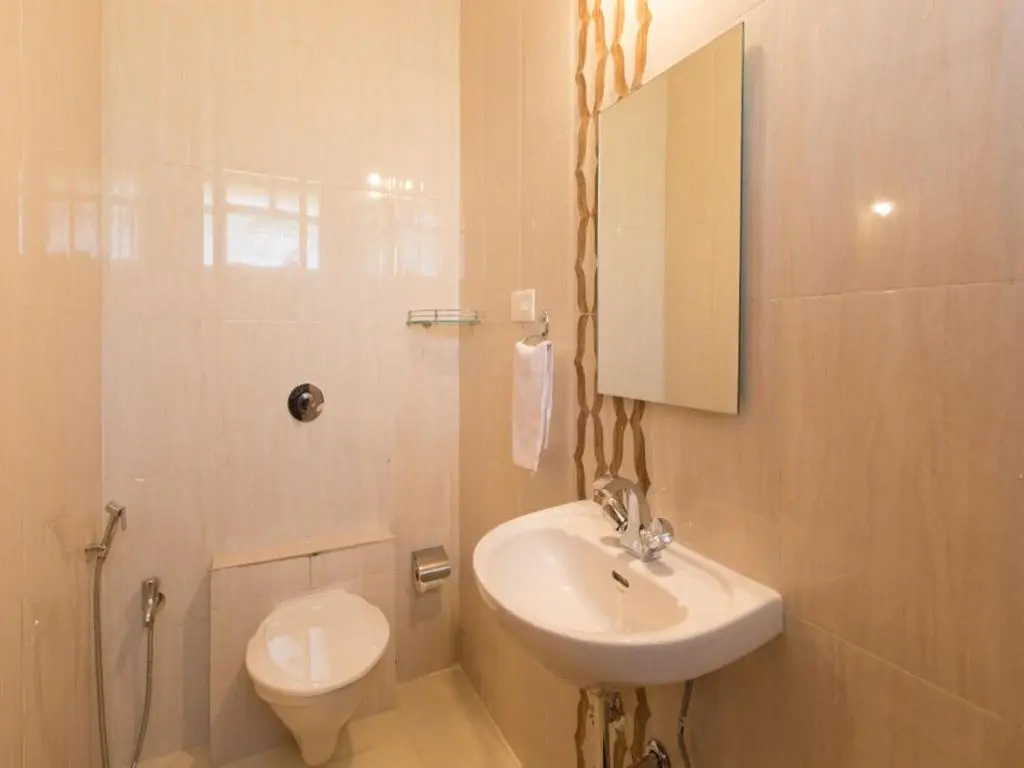 3 Bedrooms Apartment