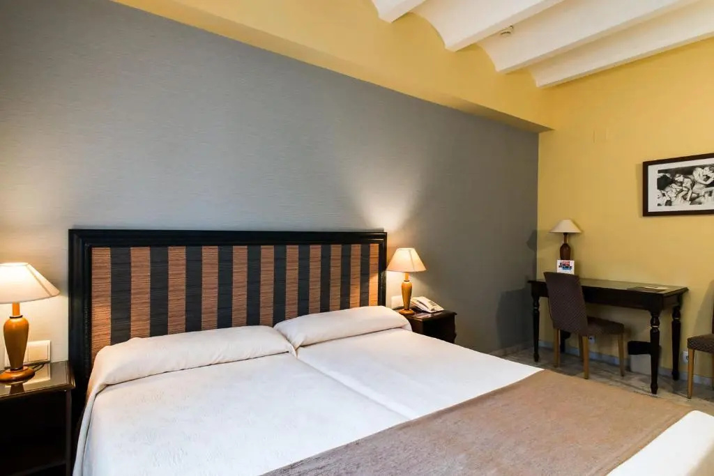 Hotel Ad Hoc Parque Golf - Chambres