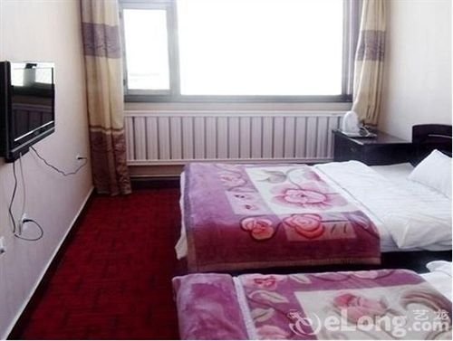 Wutaishan Zhongbao Hotel Second Branch