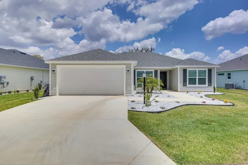 Pool Access: Sleek Home in The Villages w/ Lanai