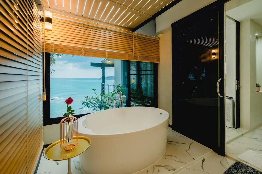 1 Bedroom Suite