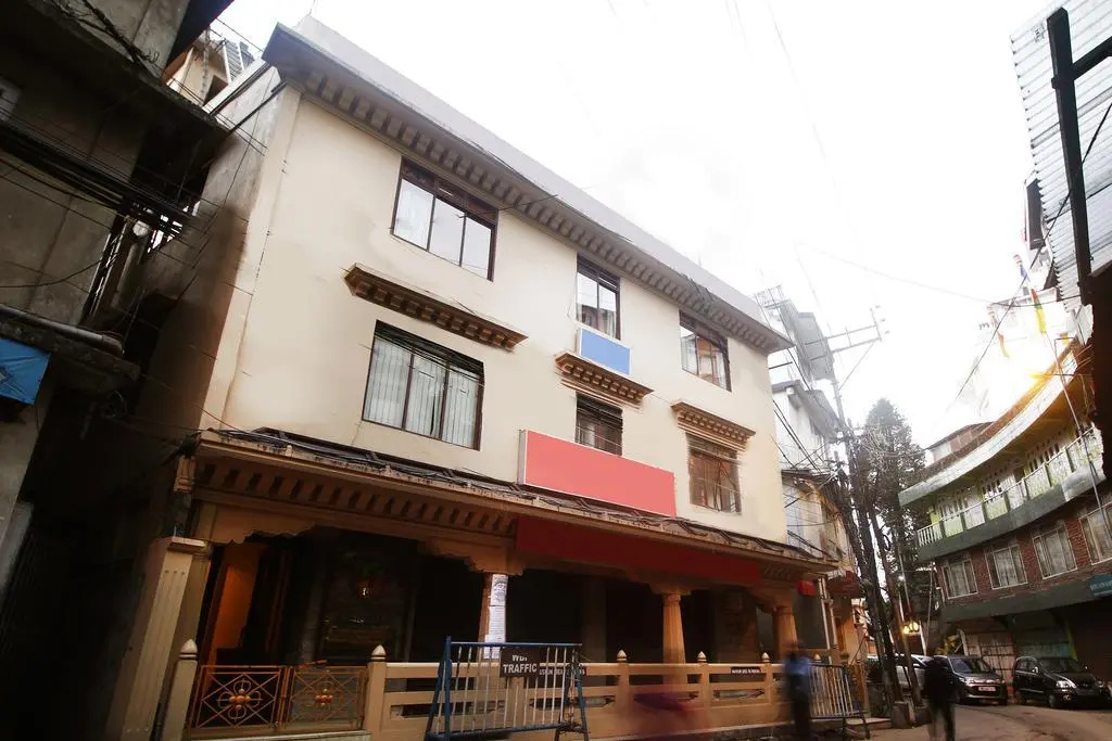 OYO 3330 Hotel Blue Diamond