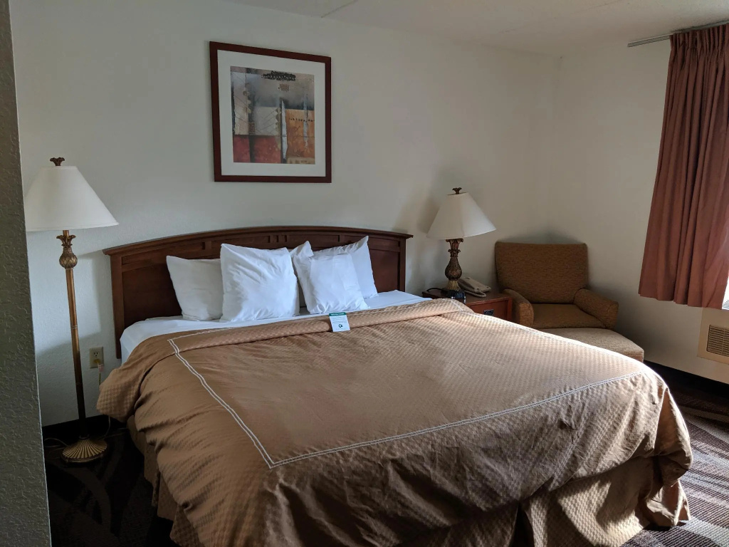Standard Double room (full double bed)