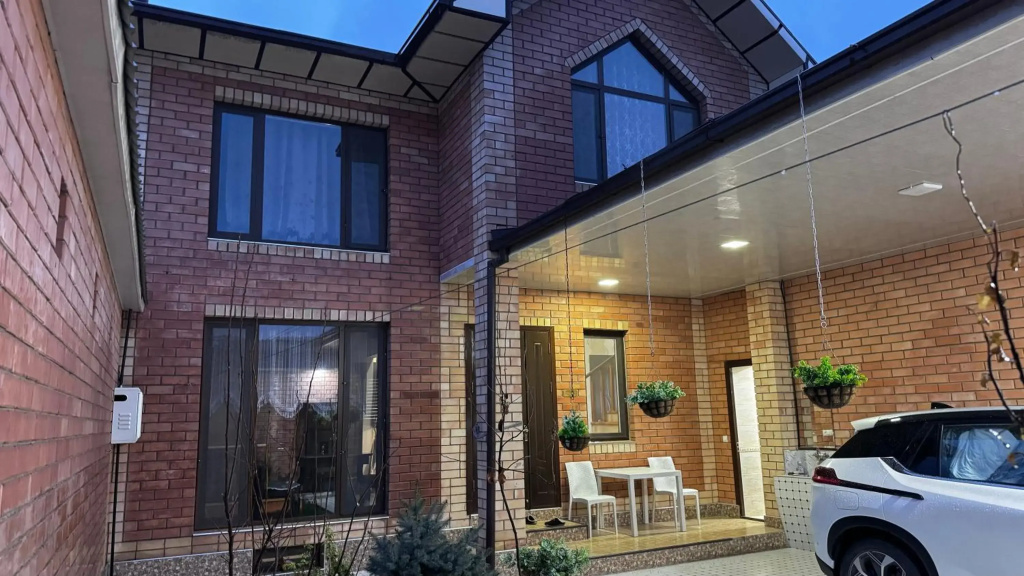Duplex House in center, old city, Tashkent city, drujba narodov