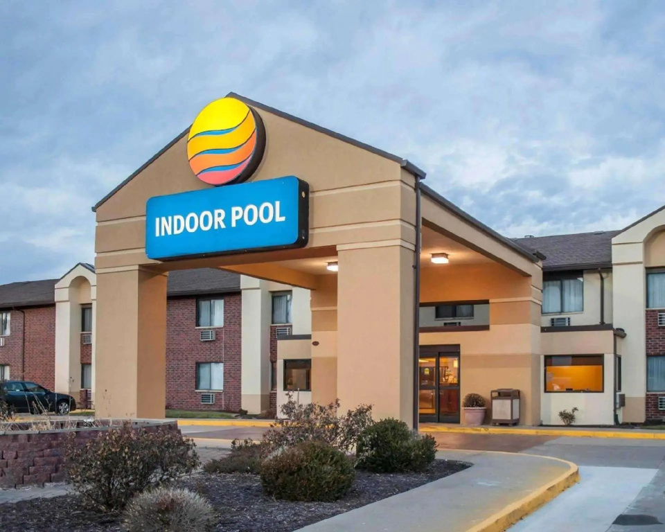 Quality Inn & Suites Boonville - Columbia