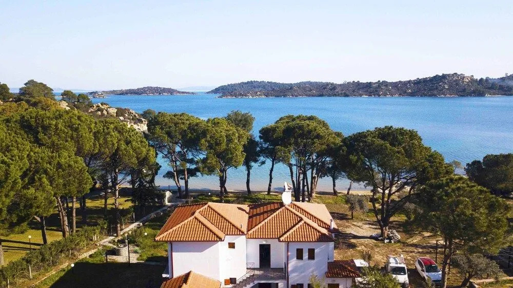 Filyra Private Beach Villa