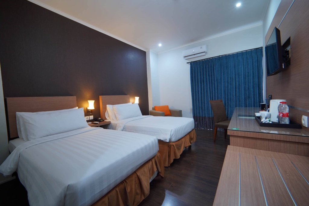 Superior Double room twin beds — room photo 3