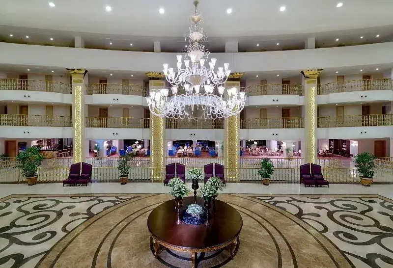 Vogue Hotel Avantgarde — фото 3