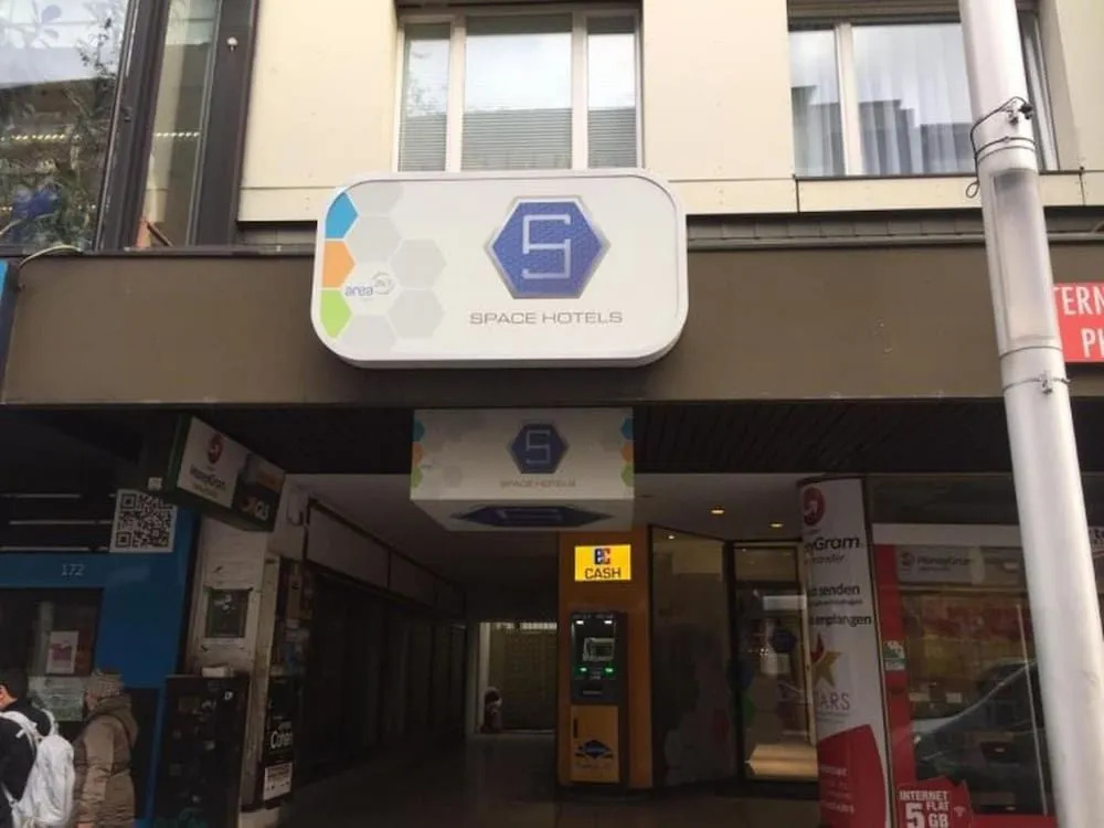 Area24I7 Europaplatz Smart Hotel