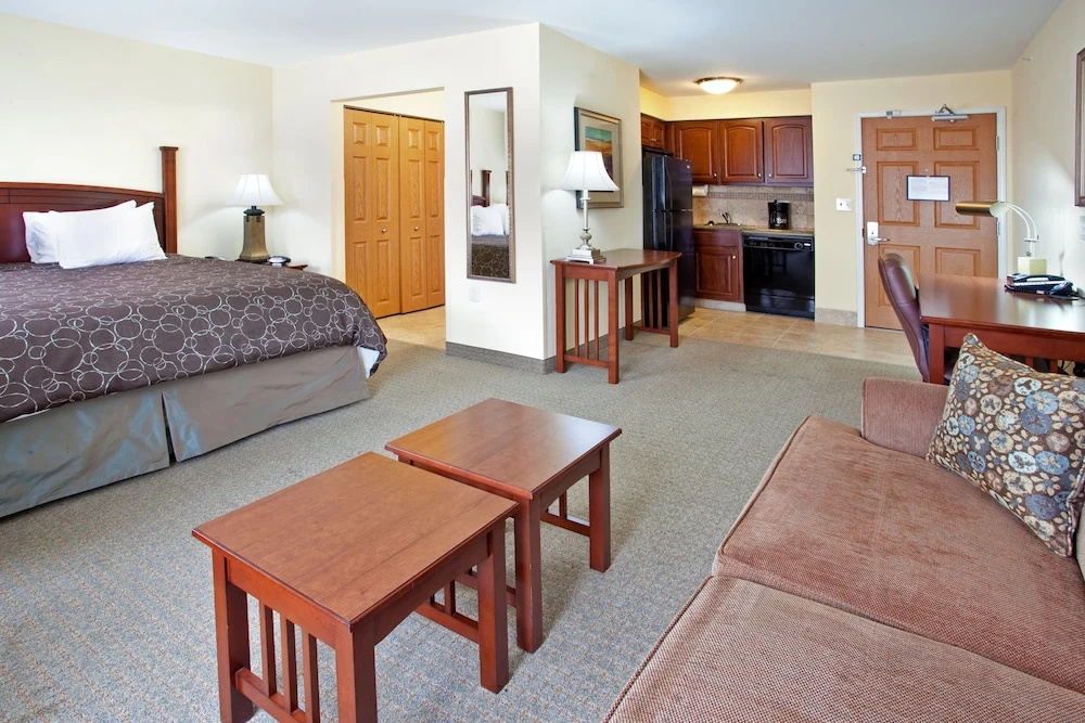 Staybridge Suites Elkhart North by IHG - Chambres