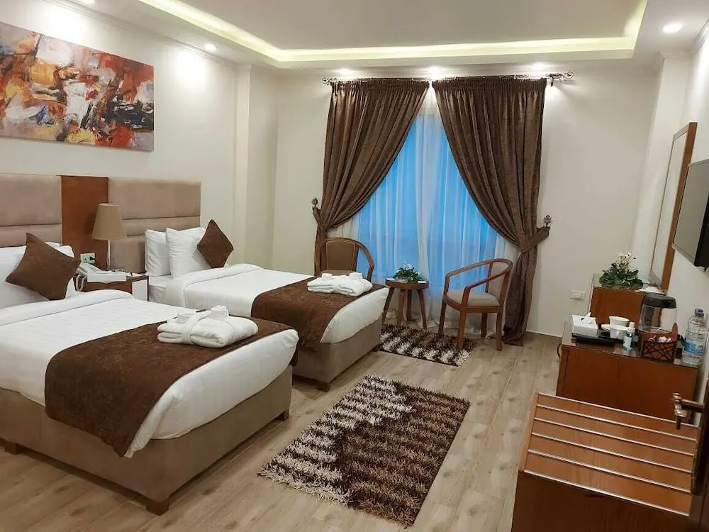 1 Bedroom Deluxe room with view