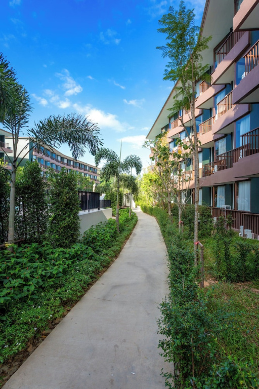 Brand New Prime Spot 1BR Pool Sauna C268