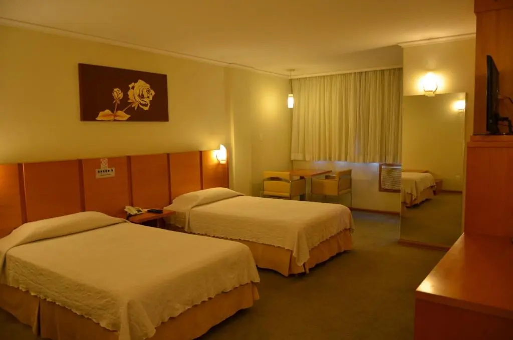 Barbur Plaza Hotel - Chambres