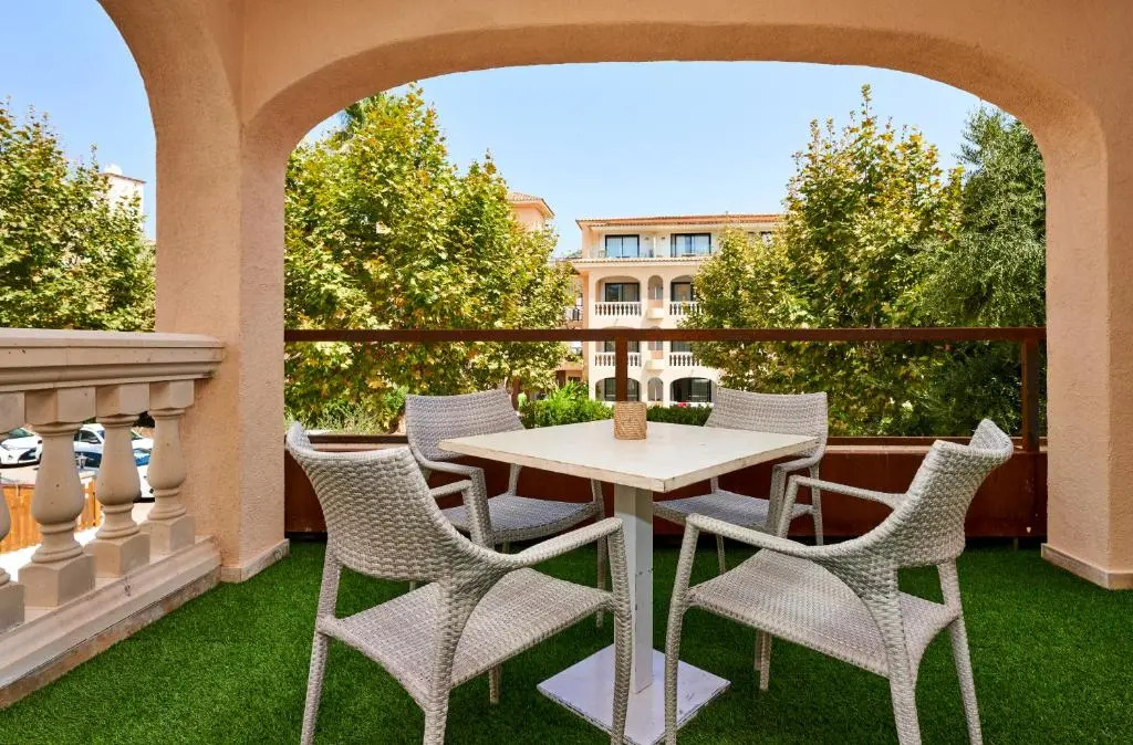 Standard Apartment