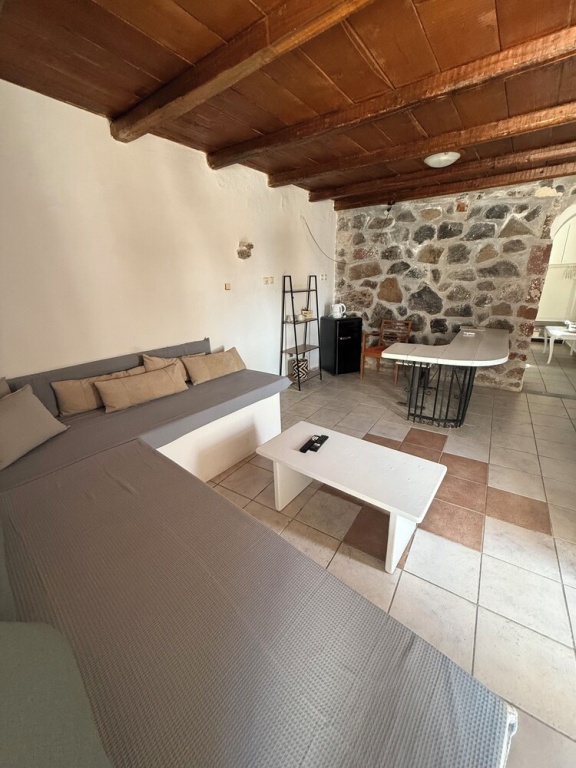 Suite with mountain view