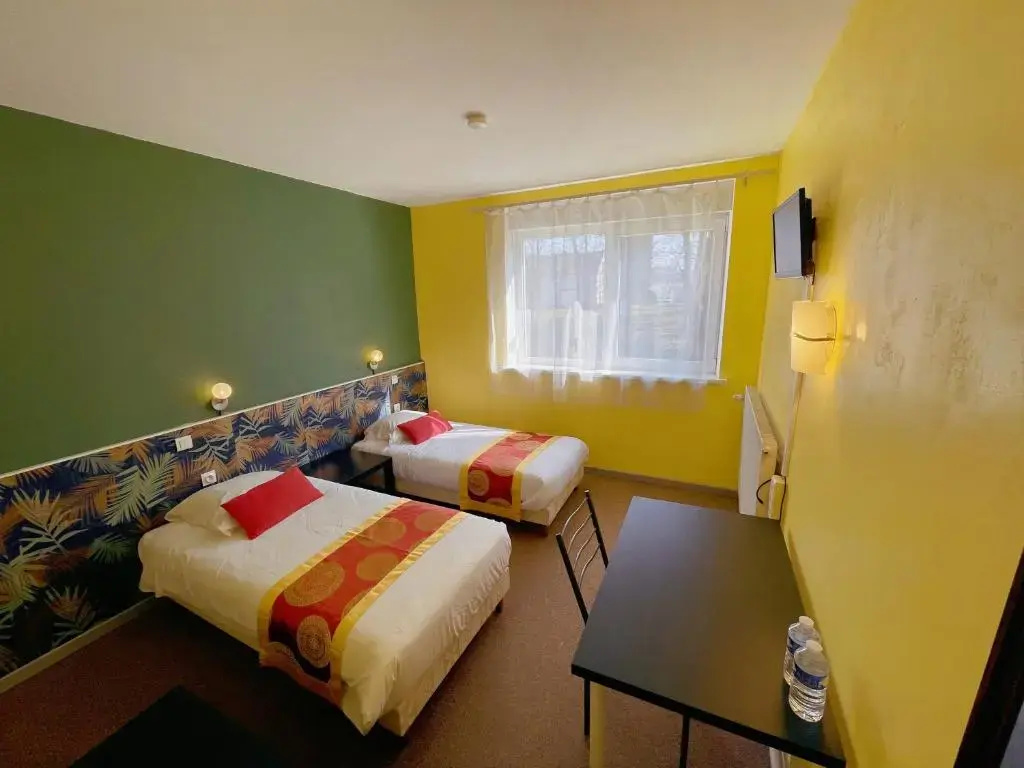 Standard Double room (twin beds)