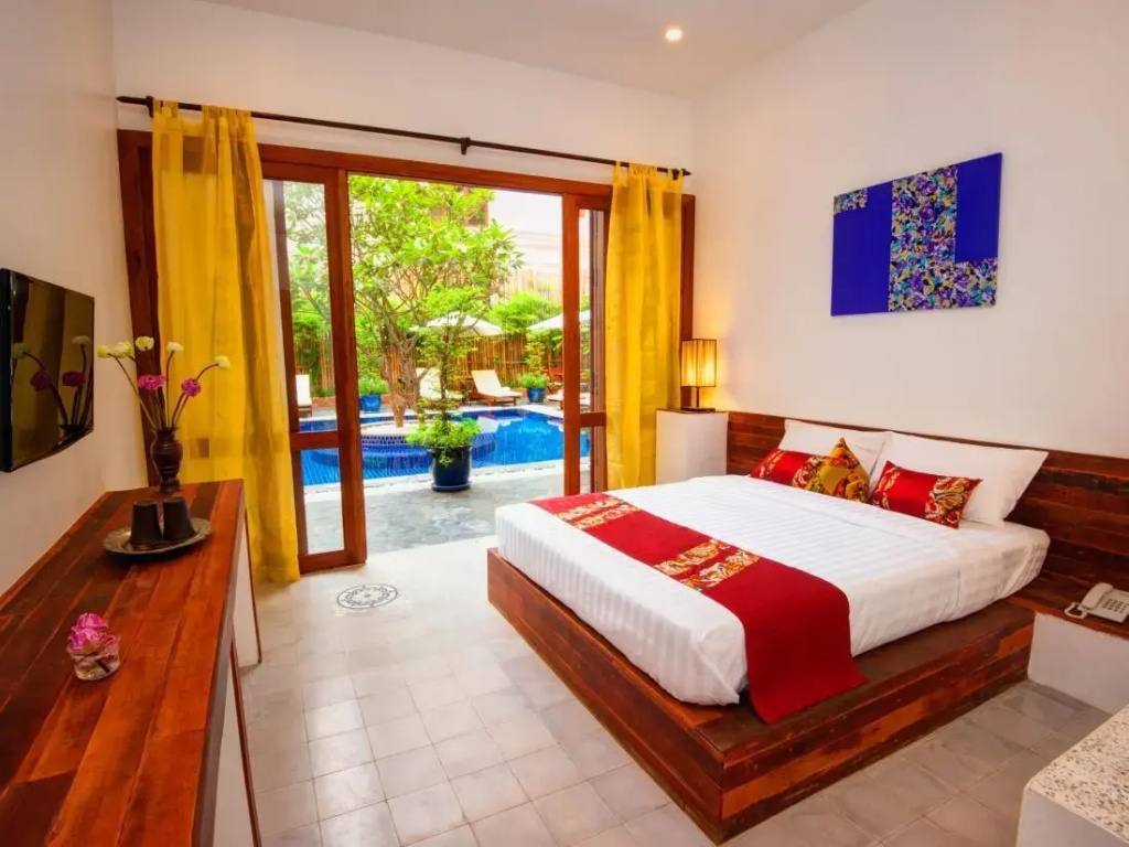 Standard Double room (full double bed)