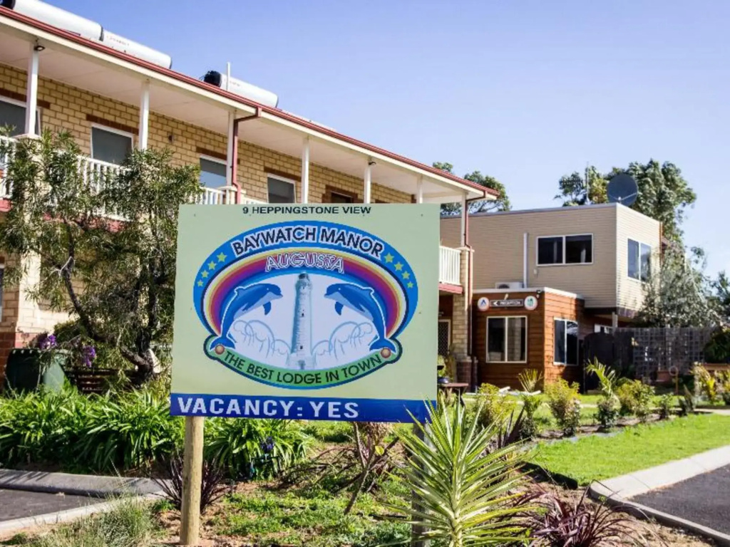 Baywatch Manor Augusta Yha