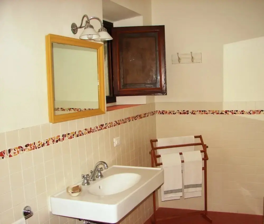 3 Bedrooms Apartment
