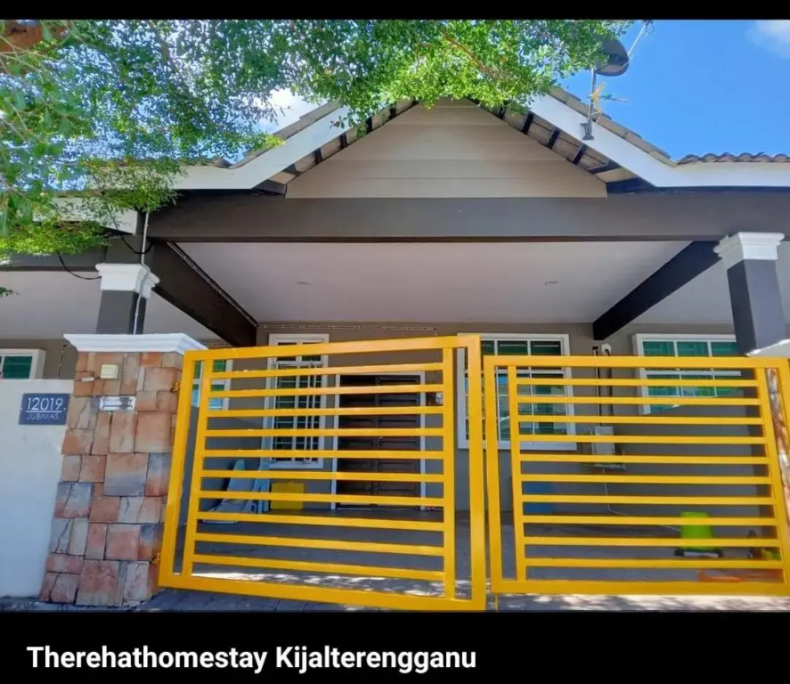 TheREHAT Homestay Kijal Terengganu