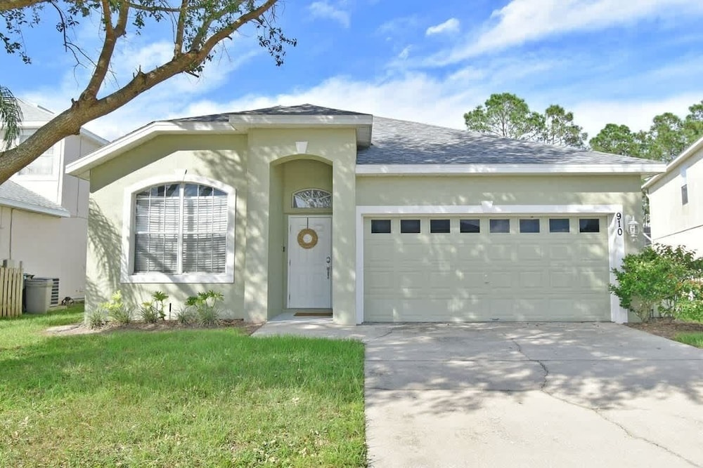 Wildlife Themed Villa 4 Bd Pool Near Disney 4 Bedroom Home