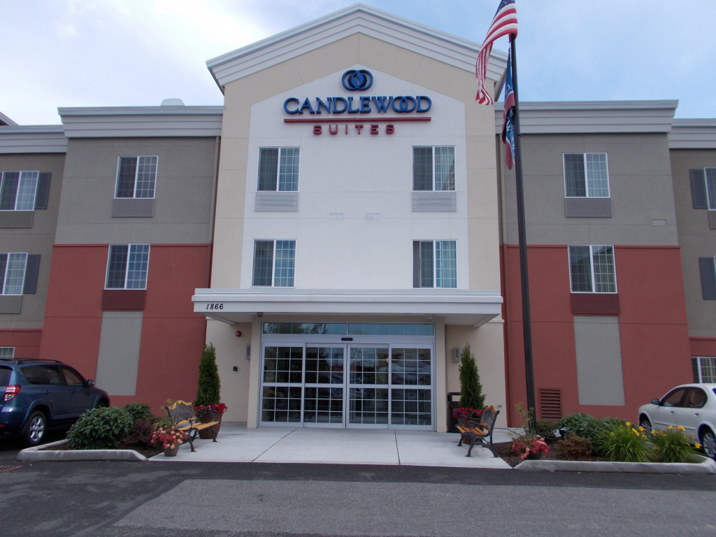 Candlewood Suites Burlington South by IHG