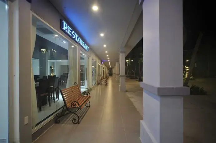 Kosmos Apart Hotel