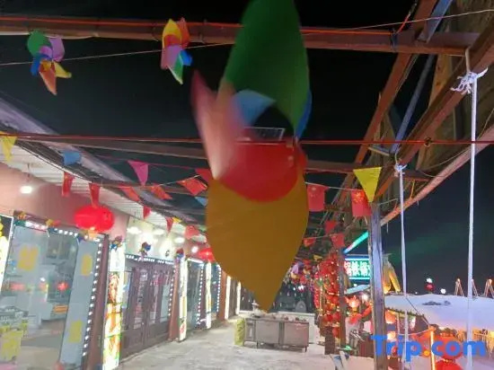 Xueguxi Shuilongteng Inn