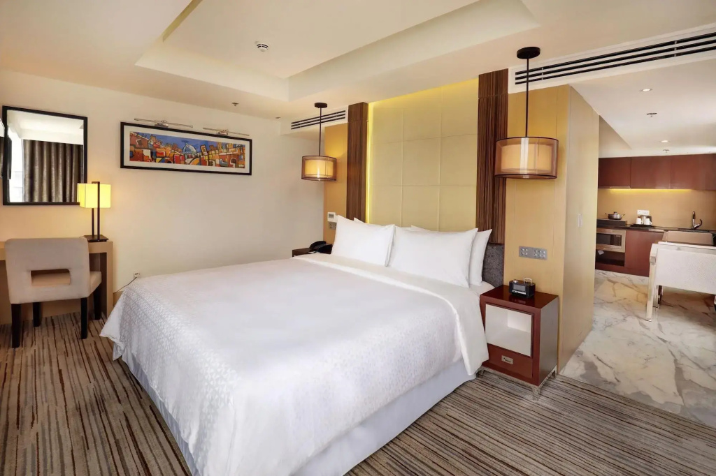 Crowne Plaza Dhaka Gulshan - фото 7