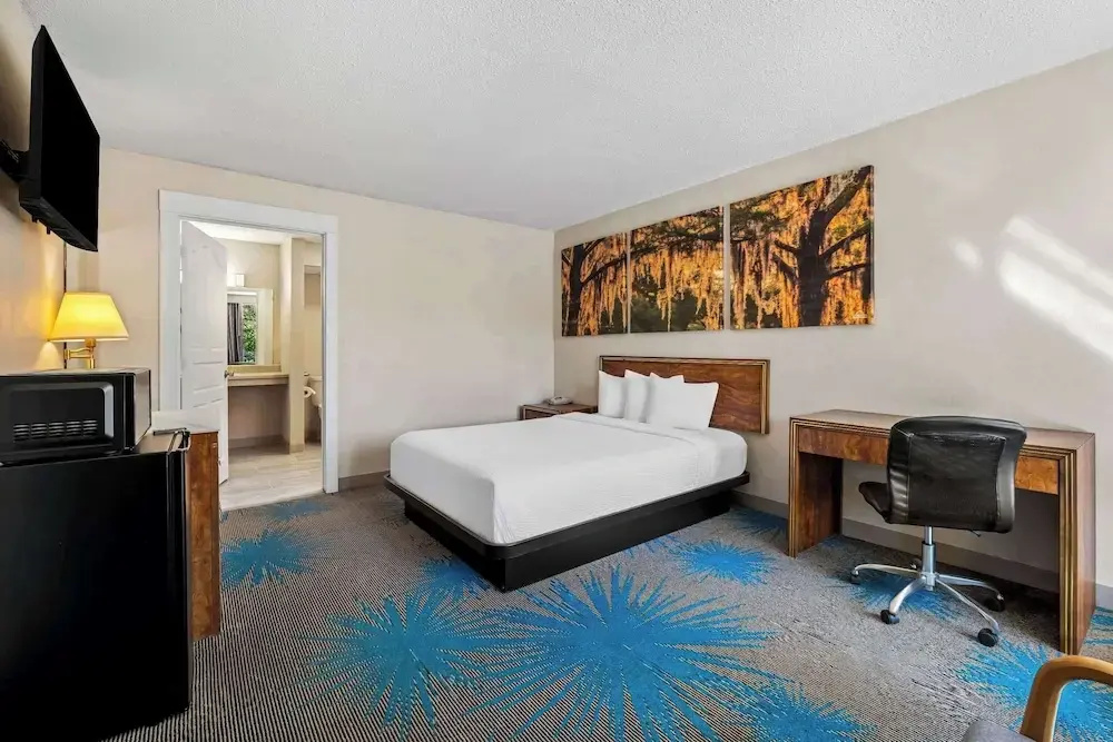 Economy Double room (full double bed)