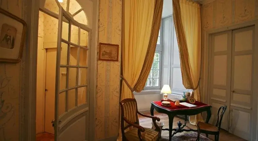 Voir la photo 3 — Château de Beaujeu