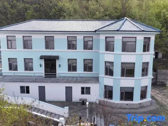 Fuyuan Jiagu Family Homestay