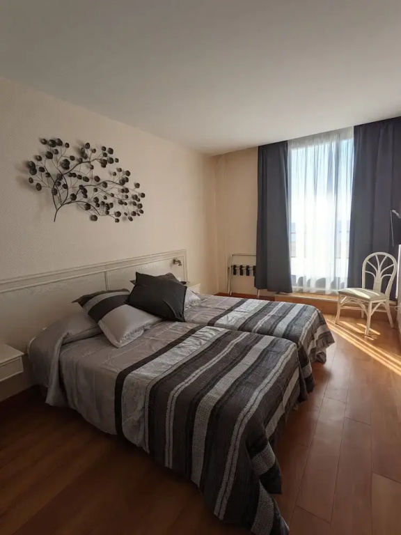 Standard Double room with balcony and with sea view twin beds