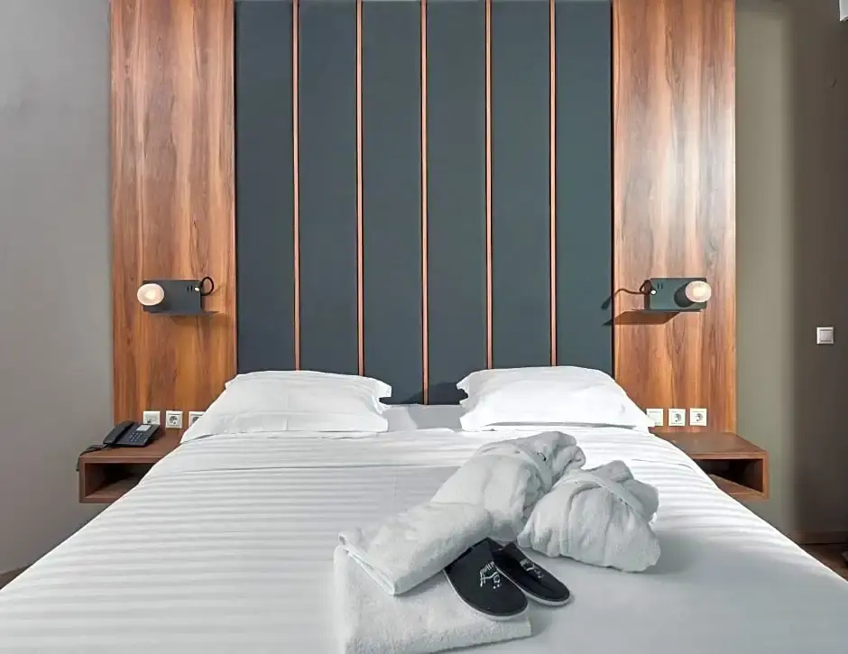 Standard room with mountain view
